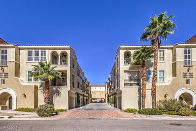 5108 - 2555 Hampton Road, Condo with 2 bedrooms, 2 bathrooms and null parking in Henderson NV | Image 3