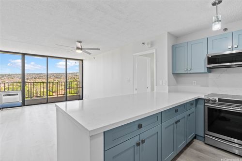 apt-2103-98-402 Koauka Loop, Aiea, HI, 96701-4576 | Card Image