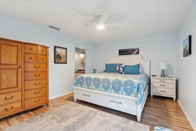 12631 Hodgson Ave, House other with 2 bedrooms, 2 bathrooms and 2 parking in CEDAR KEY FL | Image 17