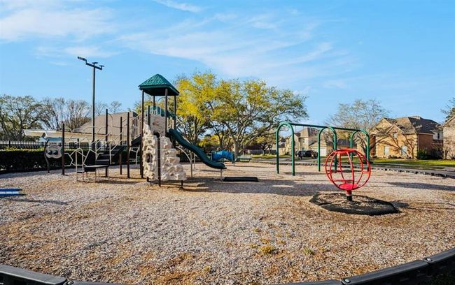The park also has a playground, gazeebo, and sand volleyball court! | Image 50