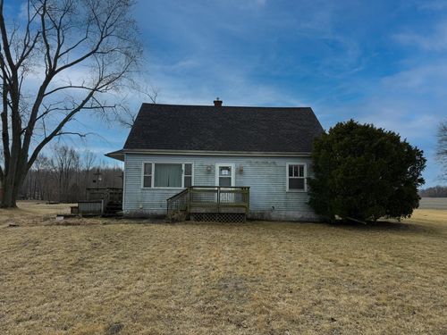 5690 W State Route 17, Kankakee, IL, 60901-7983 | Card Image