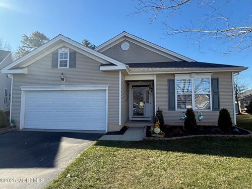 7 Old Mill Ct, Barnegat, NJ, 08005-5604 | Card Image