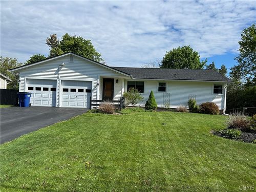 39 Elm Hill Way, Camillus, NY, 13031-1646 | Card Image