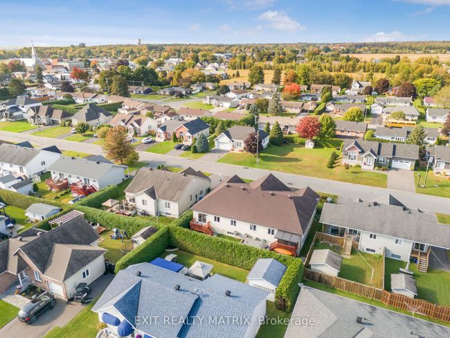 82 Richard St, House attached with 3 bedrooms, 2 bathrooms and 2 parking in Alfred ON | Image 32