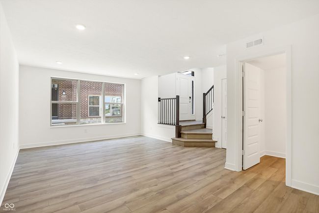 13421 Carlsbad Pl, Townhouse with 3 bedrooms, 4 bathrooms and null parking in Fishers IN | Image 5