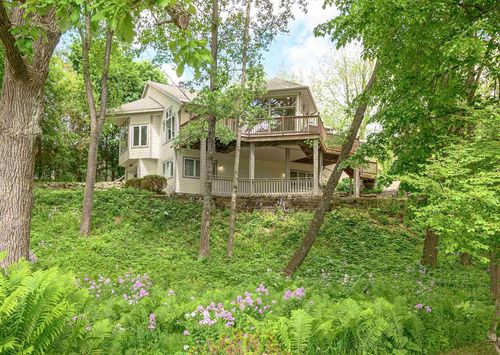 N6209 Helena St, LAKE MILLS, WI, 53551-9776 | Card Image