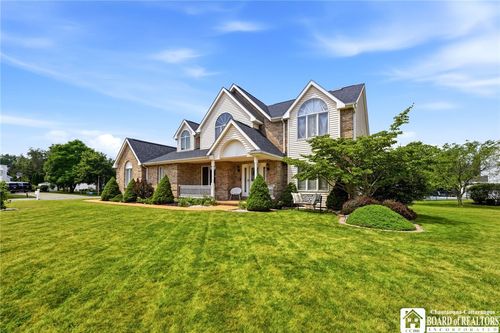 30 Ashwood Ln, Orchard Park, NY, 14127-4824 | Card Image