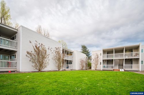 160 N Whitman St, Monmouth, OR, 97361 | Card Image