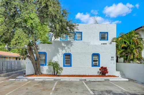 apt-1-505 Se 20th St, Fort Lauderdale, FL, 33316-2824 | Card Image