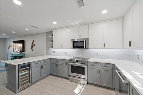 apt-560-2700 Bayshore Blvd, DUNEDIN, FL, 34698-1615 | Card Image