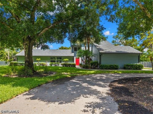 201 Perkins Dr, NAPLES, FL, 34119-2956 | Card Image
