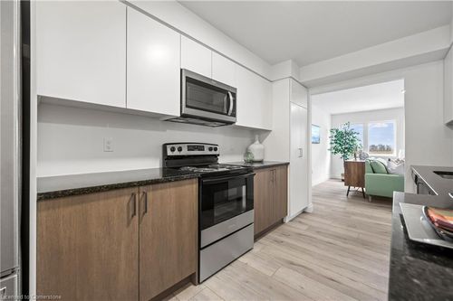 6-182 Bridge Cres, Palmerston, ON, N0G2P0 | Card Image