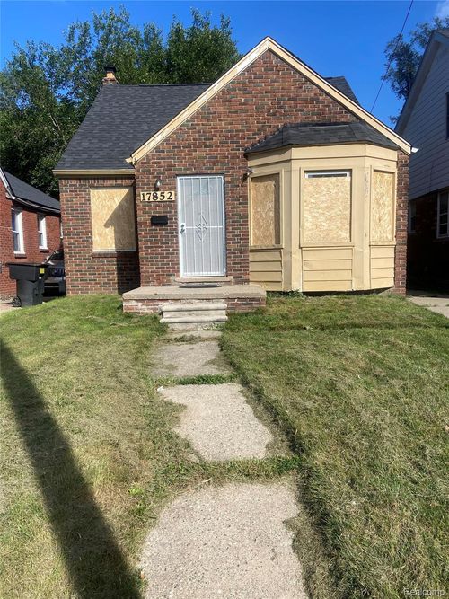 17852 Albion Street, Detroit, MI, 48234 | Card Image