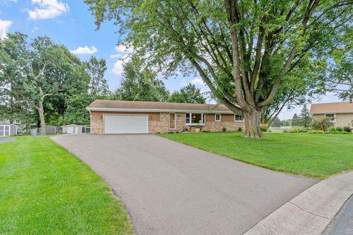 9222 92nd Cir N, Maple Grove, MN, 55369-9302 | Card Image