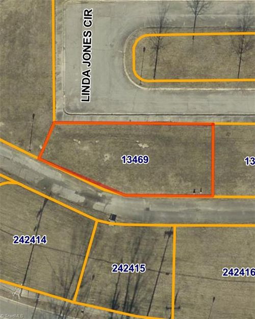 1913-1911 Mcconnell Rd, Greensboro, NC, 27401-3546 | Card Image