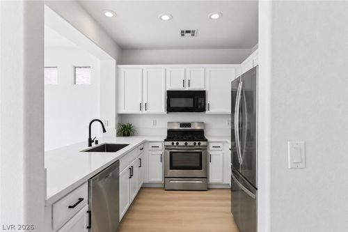 9511 Spring Blush Ave, Las Vegas, NV, 89148-4737 | Card Image