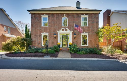 65 Ravenwood Hills Cir, Nashville, TN, 37215-6167 | Card Image