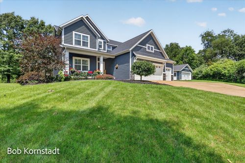8059 Buttrick Ridge Trl, Alto, MI, 49302-8703 | Card Image