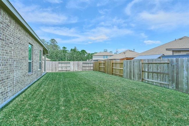 18811 Palmetto Hills Dr, House other with 3 bedrooms, 2 bathrooms and 2 parking in New Caney TX | Image 40
