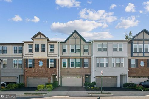 7765 Mount Calvary Dr, ALEXANDRIA, VA, 22315-4663 | Card Image