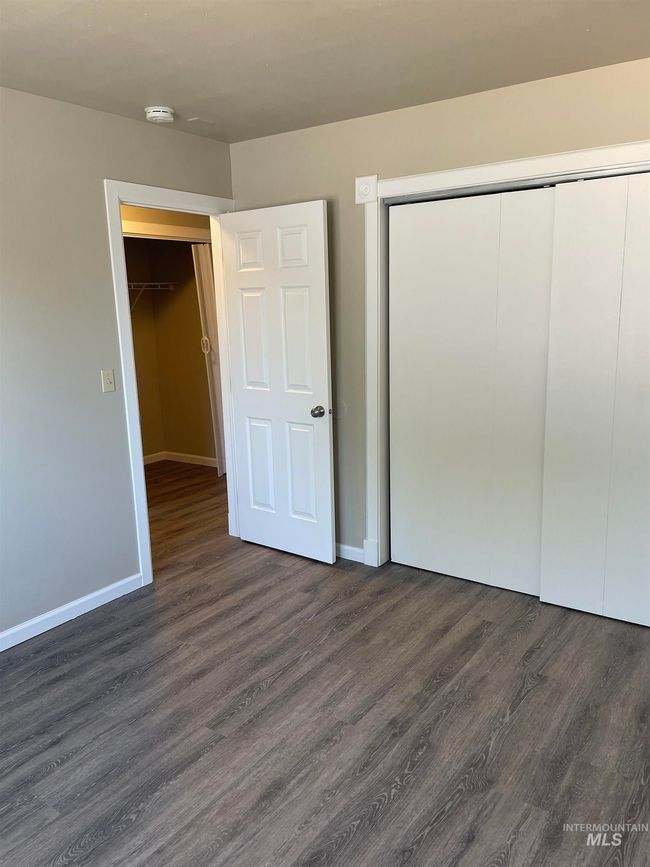 255 Elm St N, Home with 4 bedrooms, 2 bathrooms and 4 parking in Vale OR | Image 9
