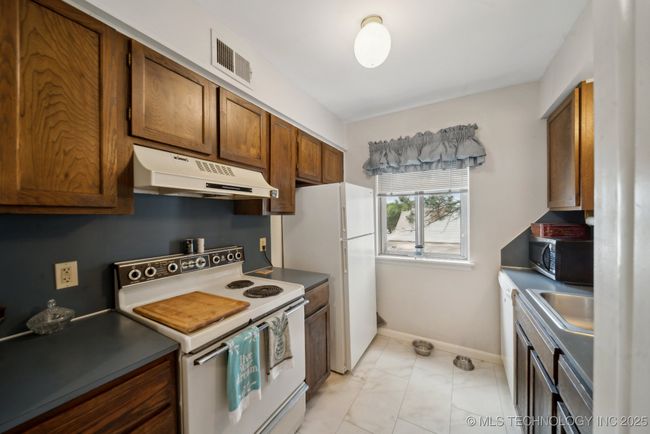 APT-227 - 7447 S Yale Ave, Condo with 2 bedrooms, 2 bathrooms and null parking in Tulsa OK | Image 12