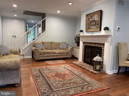 545 Foxwood Ln, PAOLI, PA, 19301-2039 | Card Image