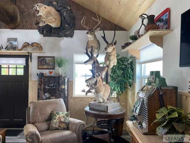 1110 Apex Ln, House other with 2 bedrooms, 2 bathrooms and 2 parking in Challis ID | Image 6