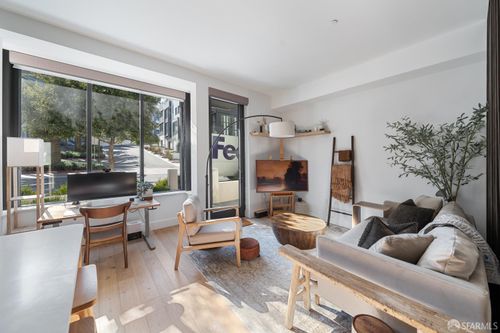 201-1 Bristol Ct, San Francisco, CA, 94130 | Card Image