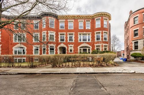 apt-1-9 Clinton Path, Brookline, MA, 02445-4293 | Card Image
