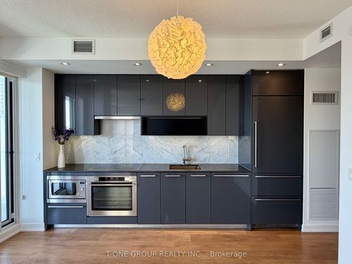 1103-117 Mcmahon Drive, North York, ON, M2K2X9 | Card Image