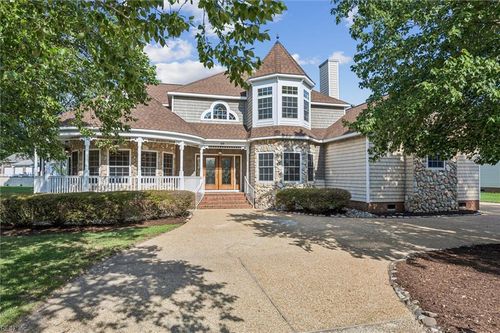 49 Forrest Rd, Poquoson, VA, 23662-1705 | Card Image