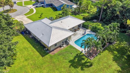 127 Raven Ct, Royal Palm Beach, FL, 33411-1713 | Card Image