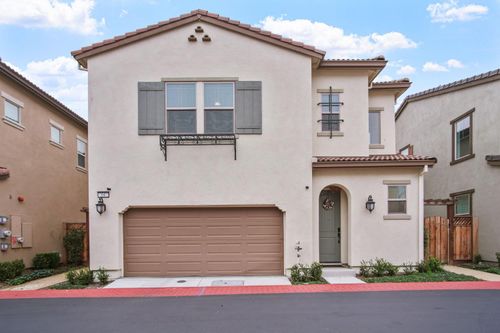 64 W Ambroggio St, Tracy, CA, 95391-8354 | Card Image