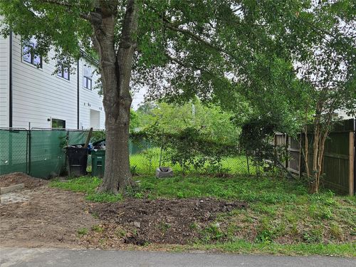 6805 Apollo Street, Houston, TX, 77091 | Card Image
