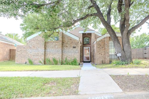 4048 La Costa Ct, Irving, TX, 75038-3329 | Card Image
