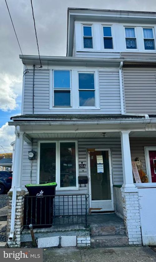 204 W 2nd Street, MOUNT CARMEL, PA, 17851 | Card Image