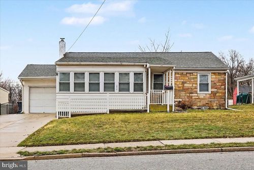 1212 Madison Ave, PHOENIXVILLE, PA, 19460-4210 | Card Image