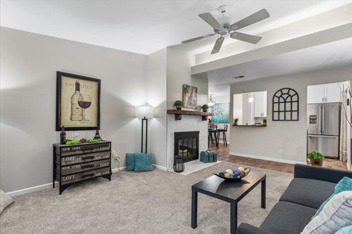 g-360 Park Hill Drive, Pewaukee, WI, 53072 | Card Image