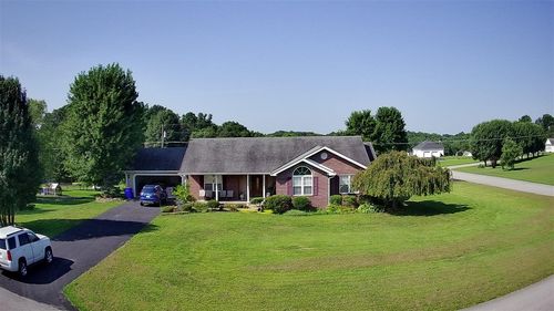 869 Haywood Cedar Grove Rd, Glasgow, KY, 42141-6402 | Card Image