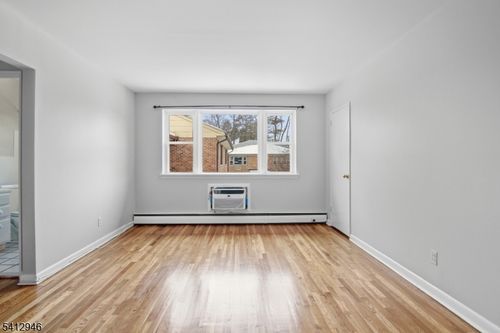 apt-b2-741 Bloomfield Ave, Verona, NJ, 07044-1303 | Card Image