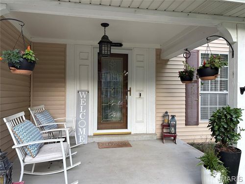 812 Pebblefield Ter, Manchester, MO, 63021-7122 | Card Image