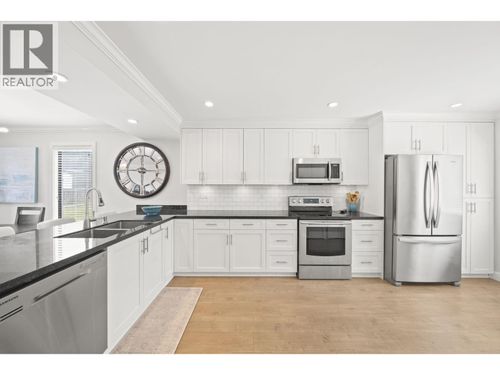 43-4800 Trimaran Dr, Richmond, BC, V7E4Y7 | Card Image