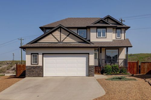 640 Bankview Drive, Drumheller, AB, T0J0Y6 | Card Image