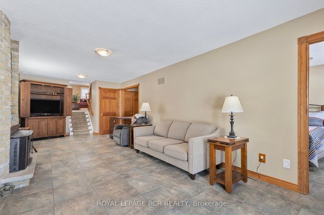 9 Woodland Rd, House other with 4 bedrooms, 3 bathrooms and 12 parking in Amaranth ON | Image 24