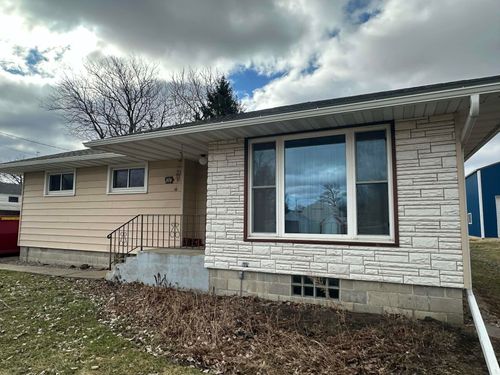 301 4th St Nw, Fort Atkinson, IA, 52144-7729 | Card Image