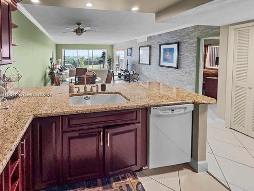 apt-701-3050 N Palm Aire Dr, Pompano Beach, FL, 33069-3478 | Card Image