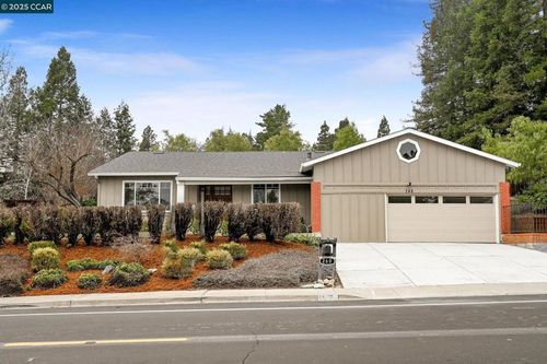 260 Saint Christopher Dr, Danville, CA, 94526-5352 | Card Image