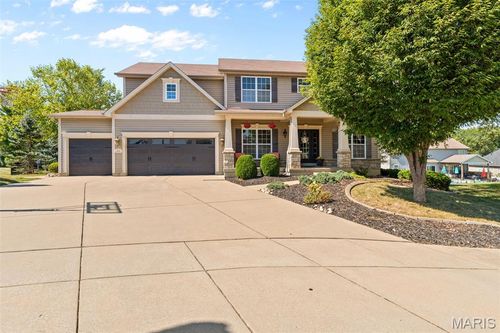 35 W Hampton Ridge Ct, Wentzville, MO, 63385-5342 | Card Image