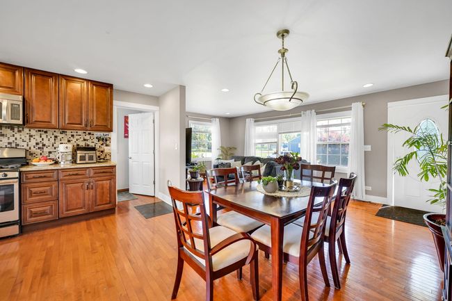 127 Saint Joseph Ave, House other with 2 bedrooms, 2 bathrooms and 1 parking in Joliet IL | Image 12